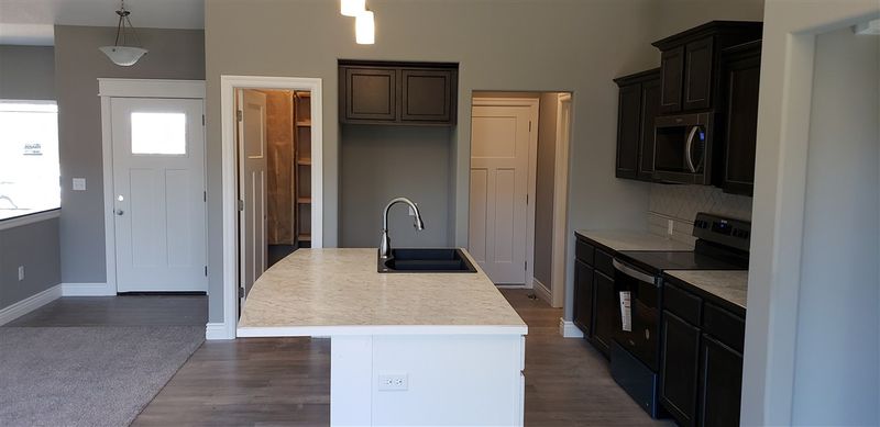 218 Chisholm Trl, Clearwater, KS 67026