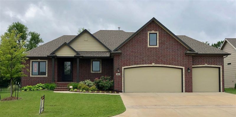 5913 E Wildfire St, Bel Aire, KS 67220-6501