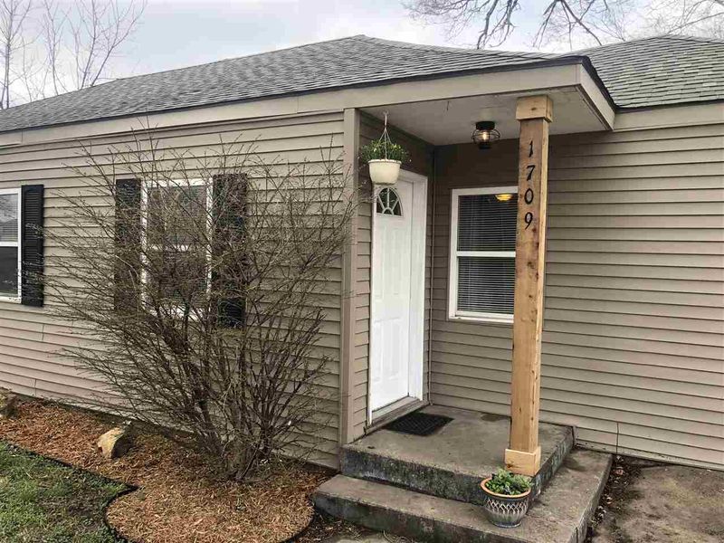 1709 Ohio St, Augusta, KS 67010