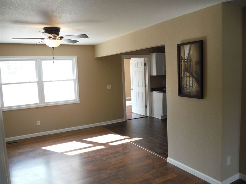 1715 Cron St, Augusta, KS 67010
