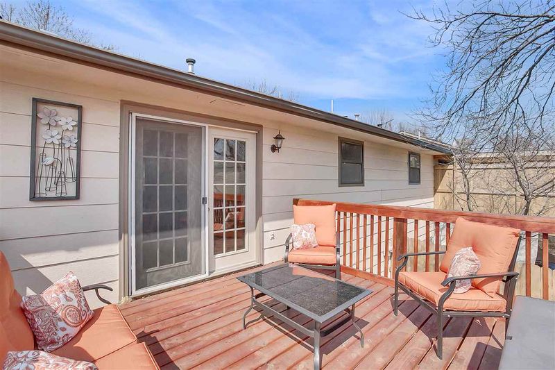 818 N Sumac Rd, Derby, KS 67037