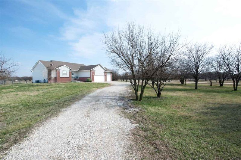 11602 Springwater St, Clearwater, KS 67026