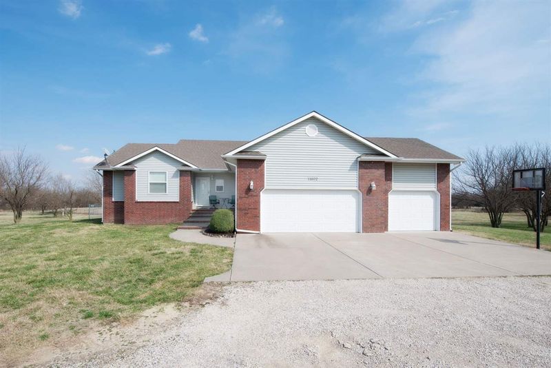 11602 Springwater St, Clearwater, KS 67026