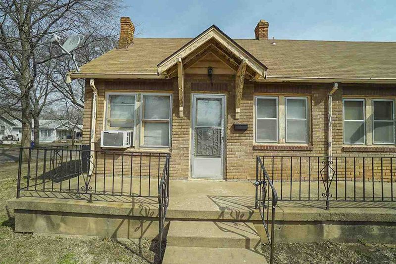 740 S Ellis St, Wichita, KS 67211