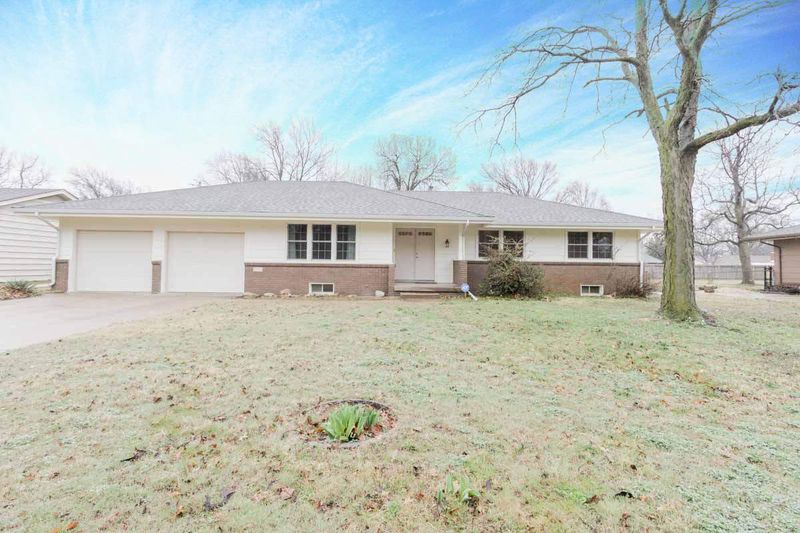 3934 N Saint Clair St, Wichita, KS 67204