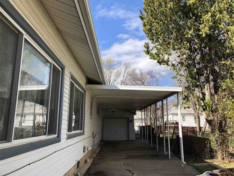 111 E 15th St, Wellington, KS 67152