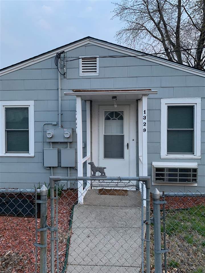 1329 S Oliver, Wichita, KS 67218