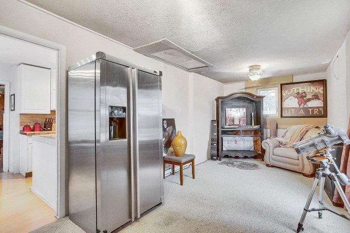5758 Southeast Blvd, Derby, KS 67037