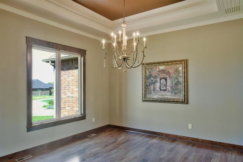 4030 N Stone Barn St, Maize, KS 67101