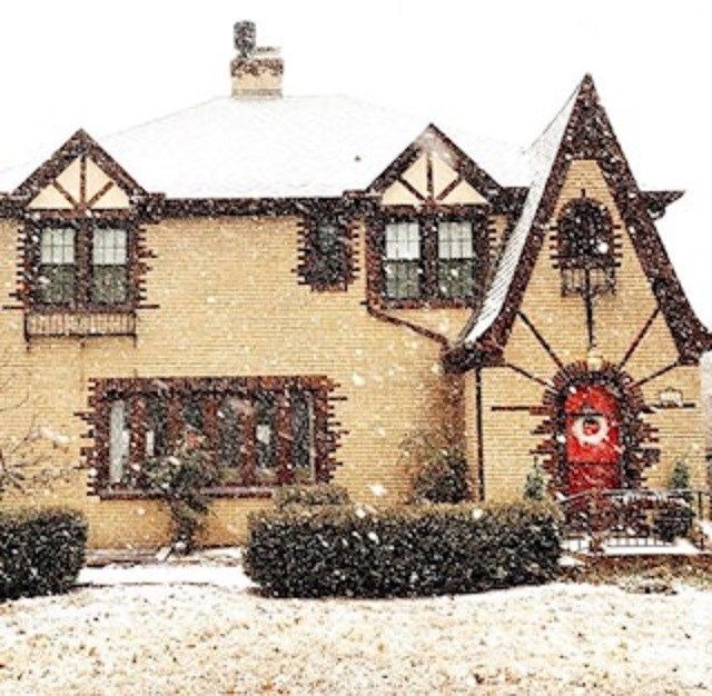 145 N Pershing, Wichita, KS 67206