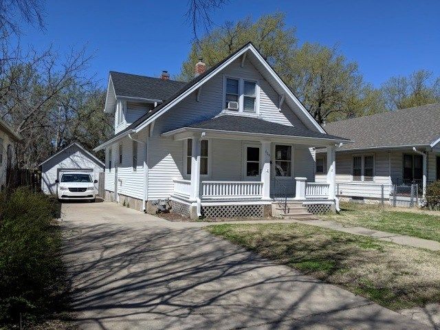 609 N High, Newton, KS 67114