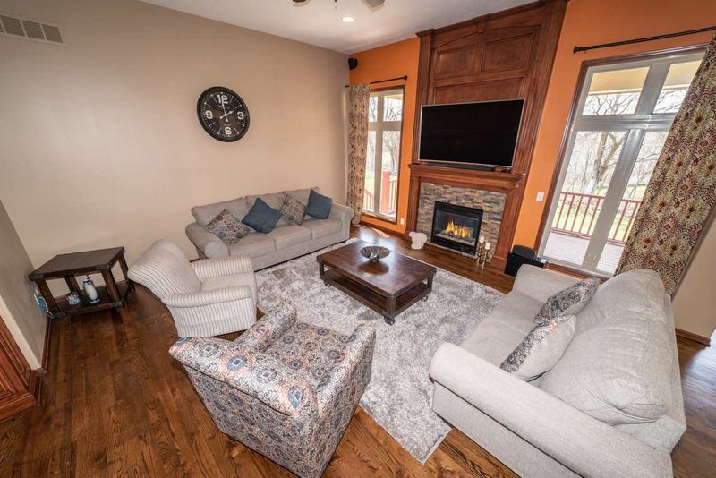 1001 E Rosemont Ct, Andover, KS 67002