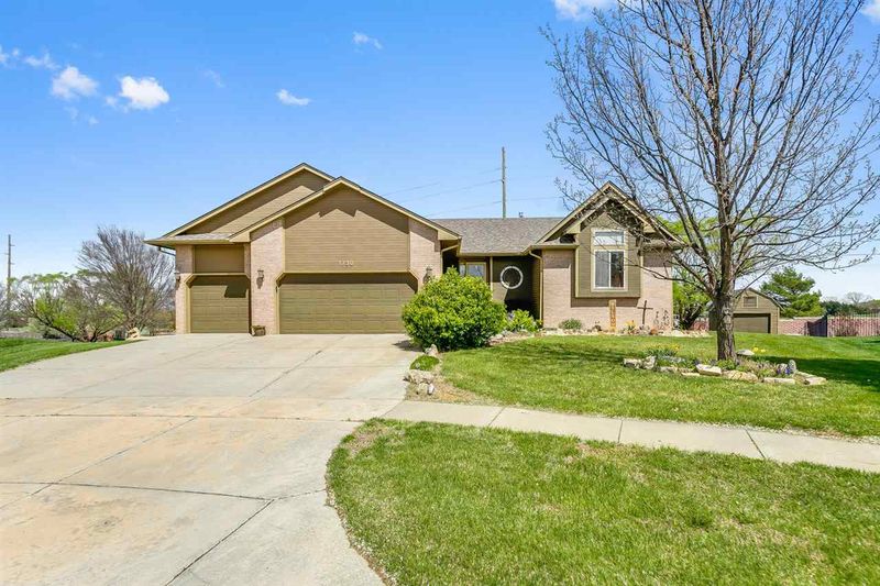 1730 E Pine Grove Ct, Derby, KS 67037