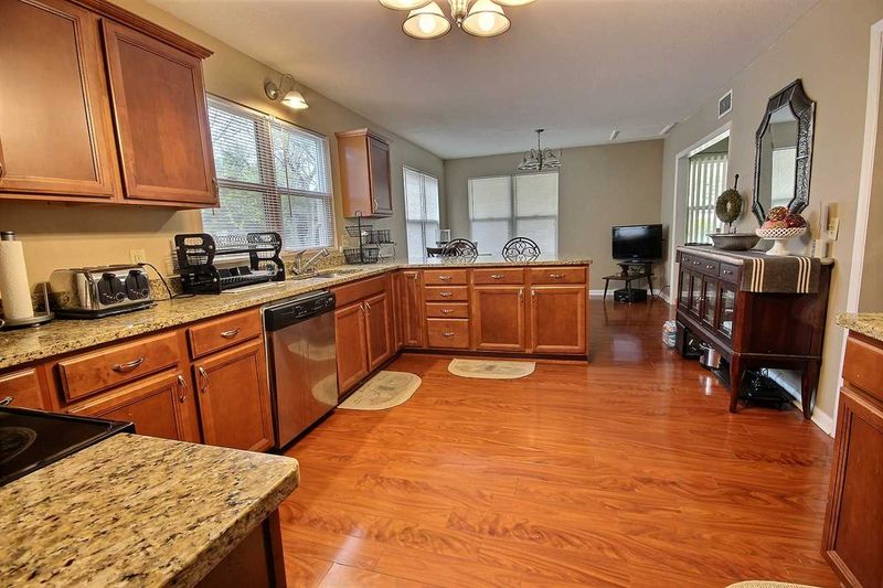 601 Prosperity Ln, Andover, KS 67002