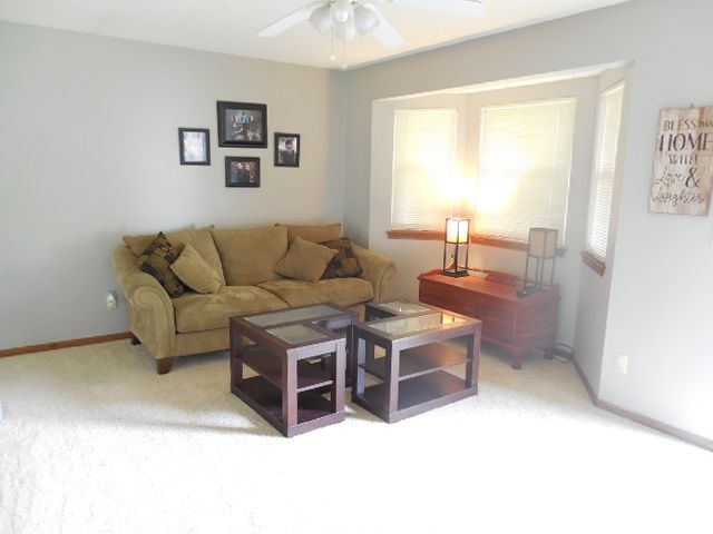 406 Pecan Ln, Derby, KS 67037