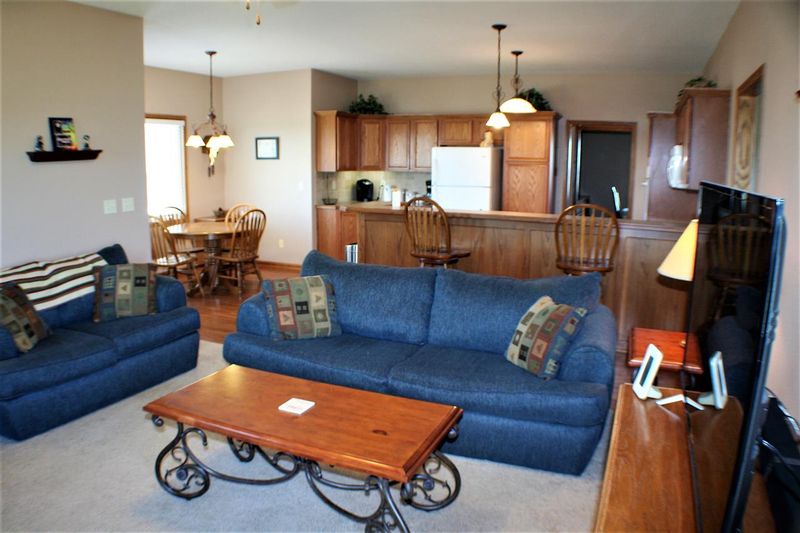 11578 SW Rolling Hills Rd, Augusta, KS 67010
