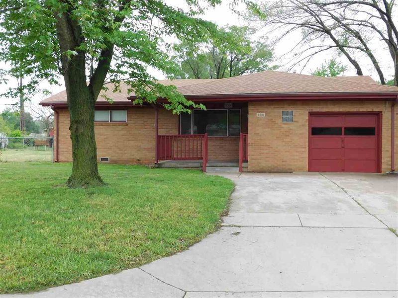 8301 E Morris, Wichita, KS 67207-2435