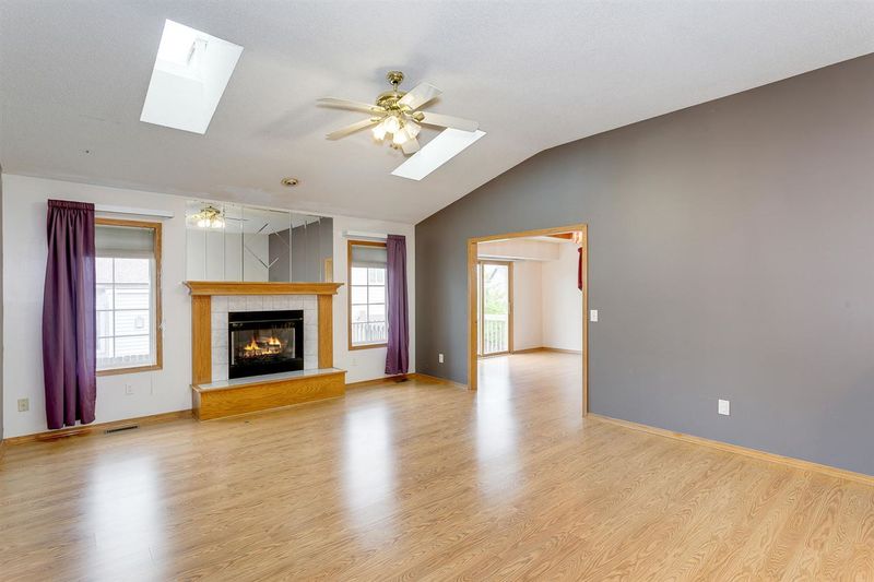 10134 E Bayley Ct, Wichita, KS 67207