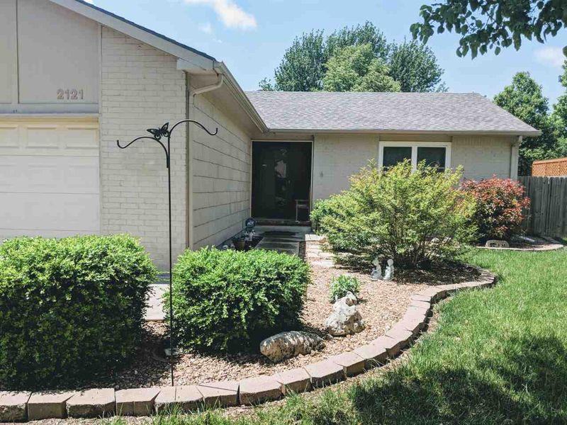 2121 N Keith St, Wichita, KS 67212