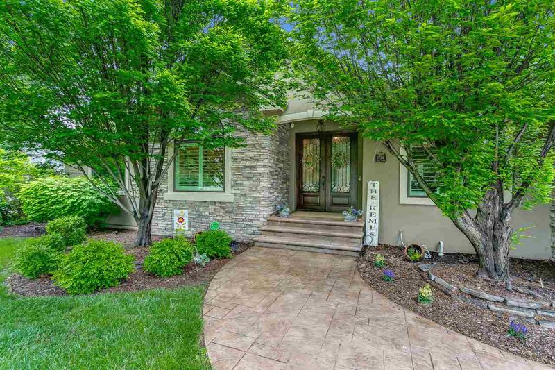 1736 E Tiara Pines St, Derby, KS 67037