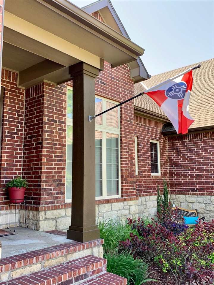 3002 N Red Fox Cir, Wichita, KS 67205