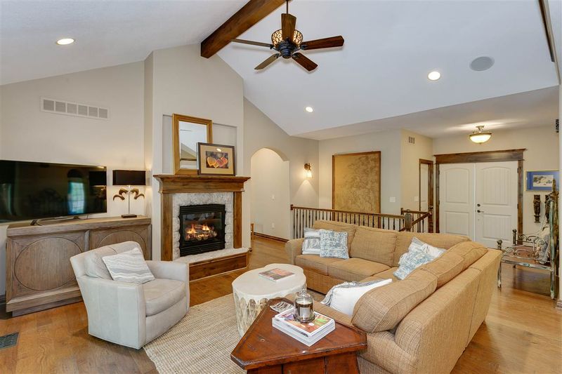 302 S Bordeulac, Wichita, KS 67230