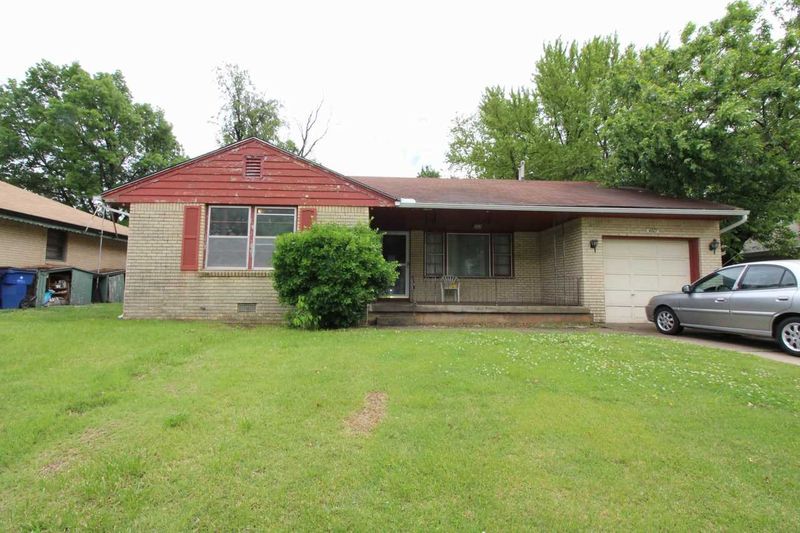 4607 E Vesta, Wichita, KS 67208