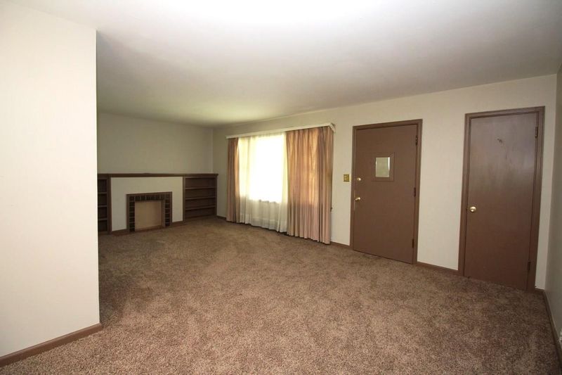 4607 E Vesta, Wichita, KS 67208
