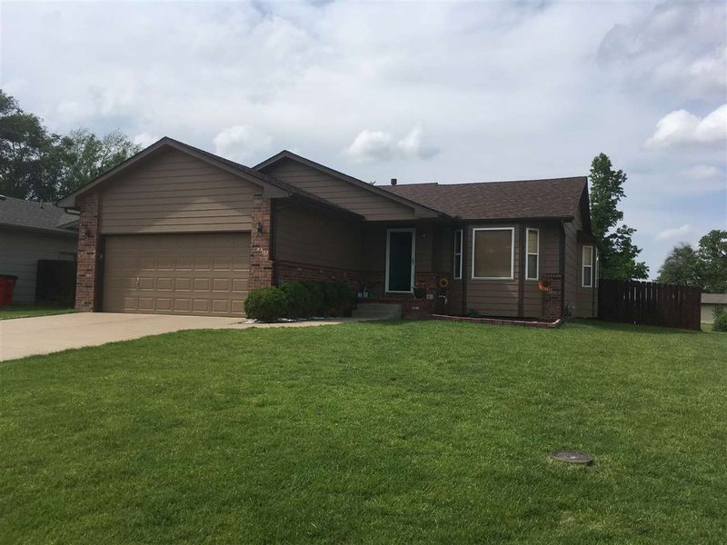 516 E Plantation, Maize, KS 67101