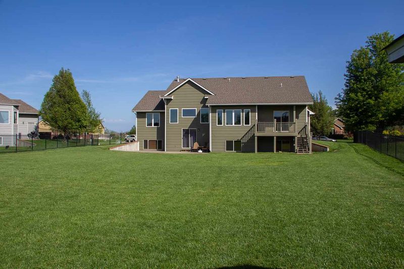 15412 W Mccormick Ave, Goddard, KS 67052