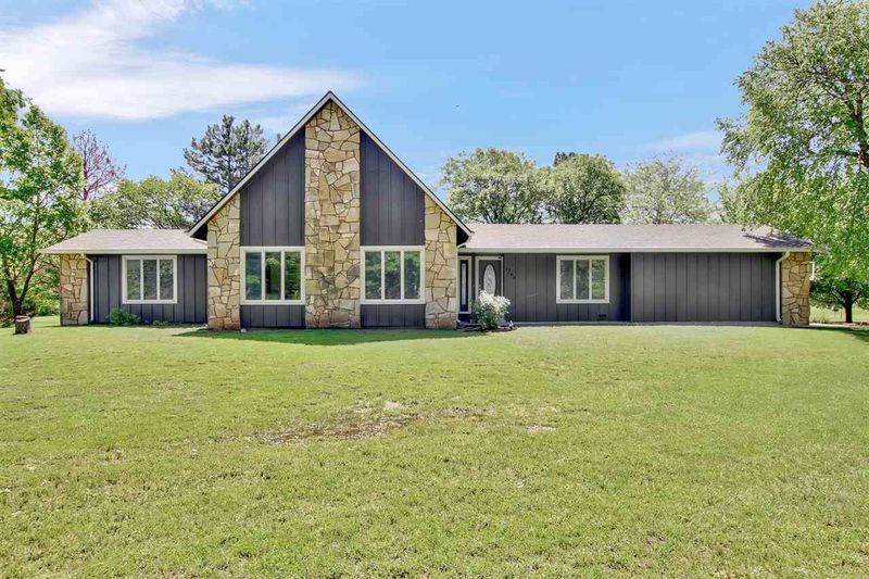 1709 E Harry, Andover, KS 67002