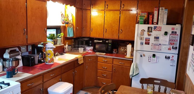 1623 E 11th Ave, Winfield, KS 67156
