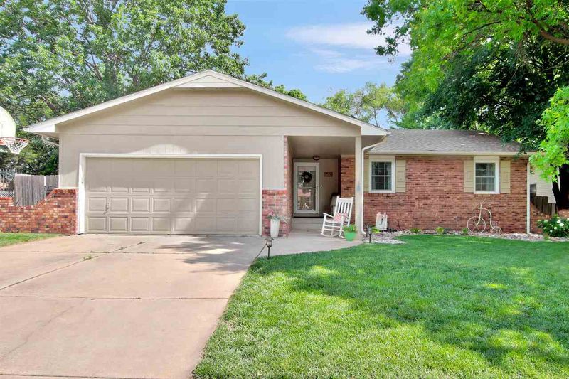 240 Centennial Rd, Mulvane, KS 67110