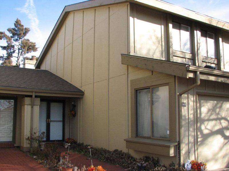 8201 E Harry #302, Wichita, KS 67207