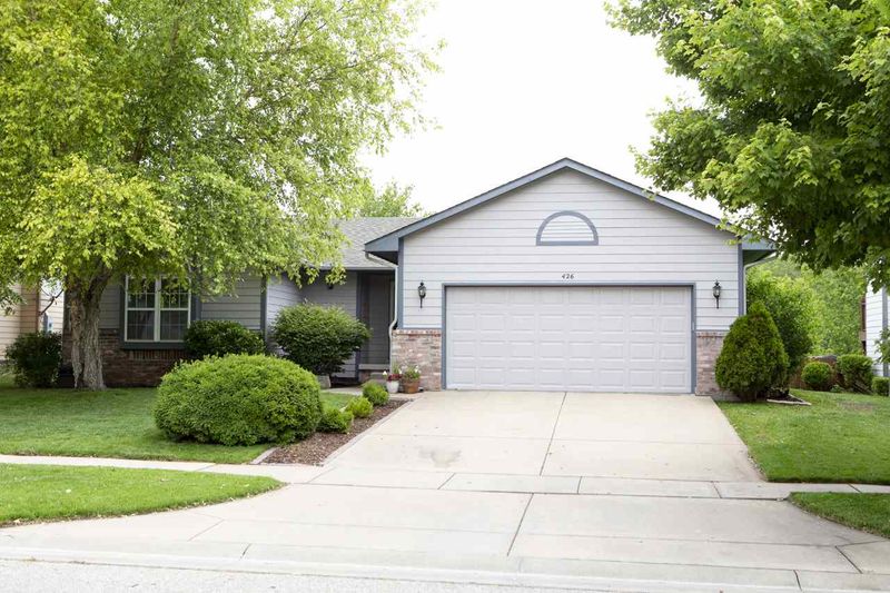426 S Firefly St, Wichita, KS 67235