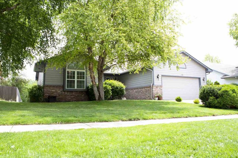 426 S Firefly St, Wichita, KS 67235