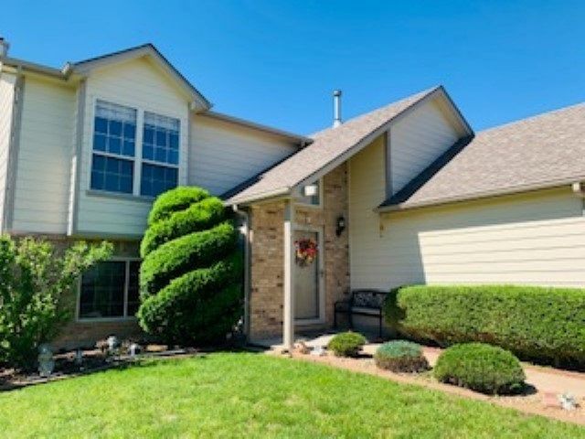 9113 E Carson St, Wichita, KS 67210