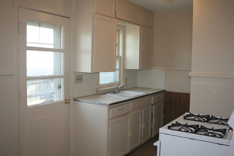 1301 S Meridian, Wichita, KS 67213