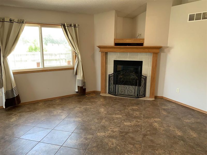 4622 Leonine, Wichita, KS 67217