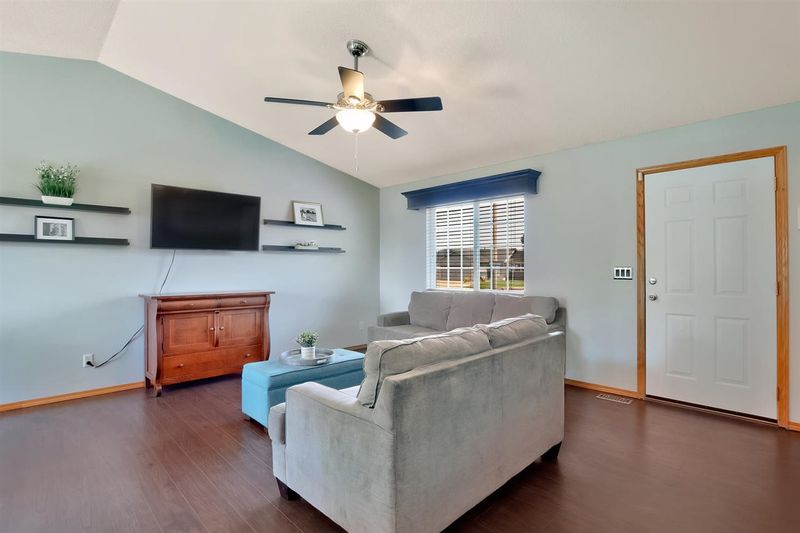 1303 E Summerwood St, Goddard, KS 67052