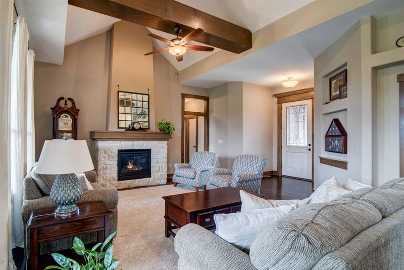3867 N Lily Cir, Maize, KS 67101