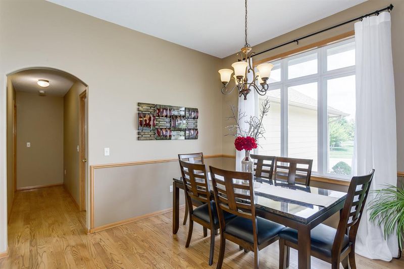 102 S Putter Dr, Andover, KS 67002