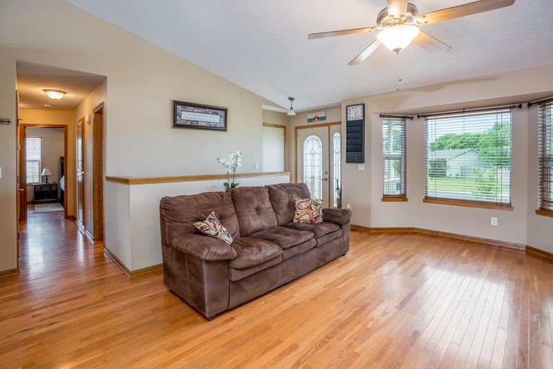 1901 N Mcrae Dr, Goddard, KS 67052