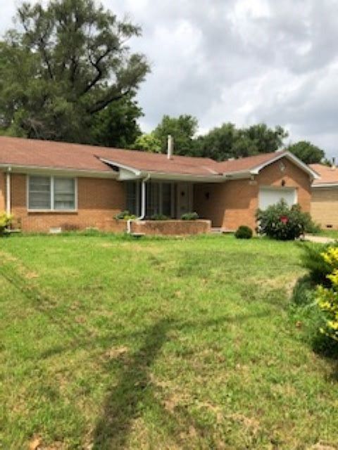 4908 E Morris St, Wichita, KS 67218