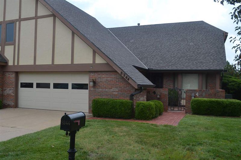 8244 E Douglas Ave, Wichita, KS 67206
