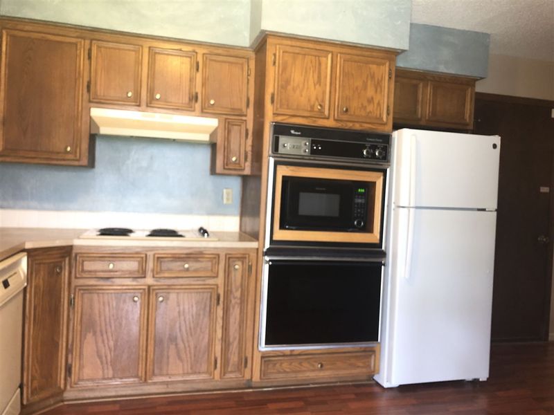 8831 W Nantucket St, Wichita, KS 67212