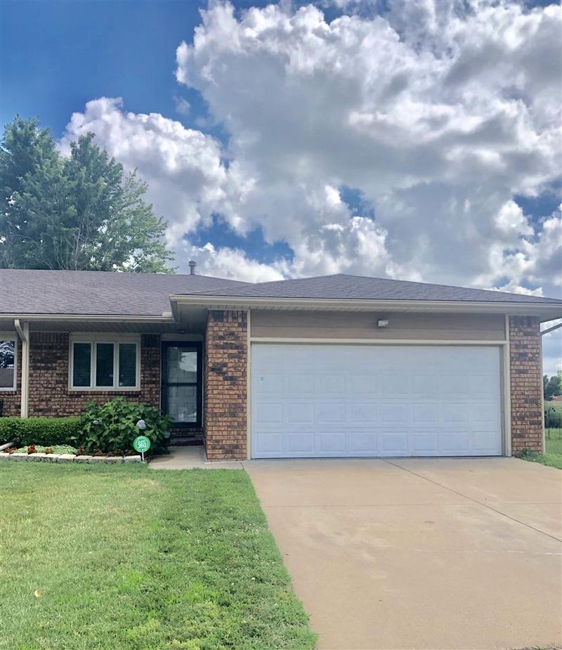 8831 W Nantucket St, Wichita, KS 67212
