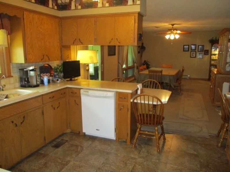 2032 Kanza, Hillsboro, KS 67063