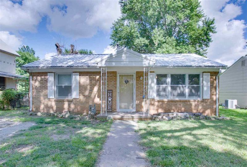 410 S Fourth Ave, Mulvane, KS 67110