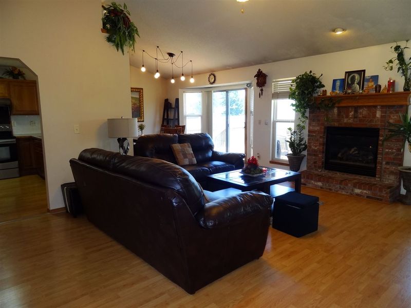 9417 E Stafford Ct, Wichita, KS 67207